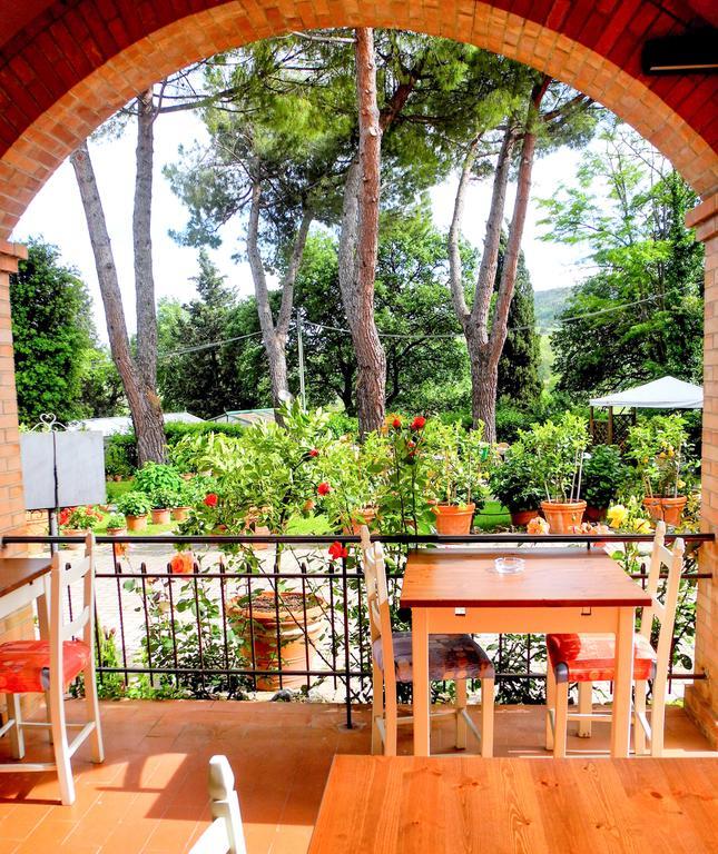 Hotel Le Renaie San Gimignano Exterior photo